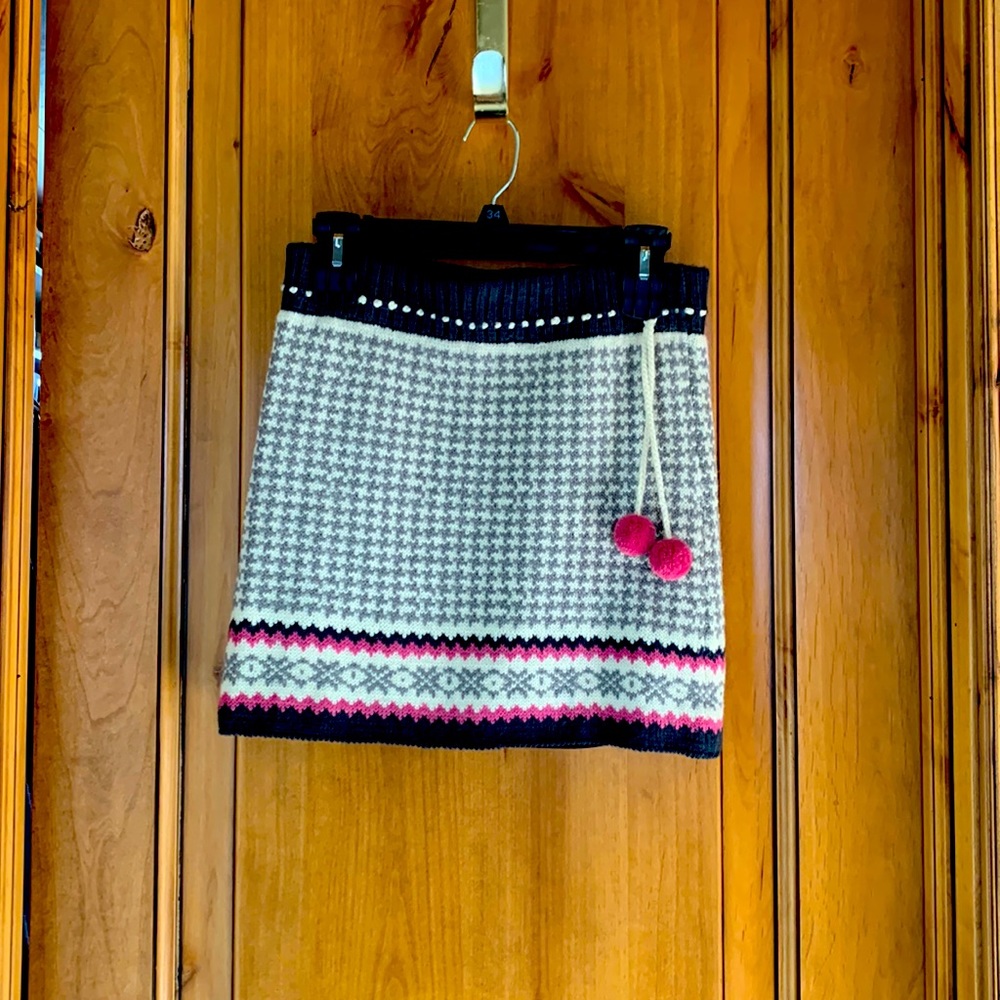 Laundromat ski skirt purchased at Deer Valley Signature shop! Size Small